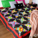 Graphic Patchwork Wind Mill FINISHED QUILT - Very nice quilt