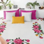 Hand Applique Floral medallion FINISHED QUILT - Great vintage look - Queen size