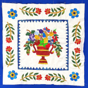 Hand applique Floral Fruit Basket WALL QUILT TOP – Beautiful small details
