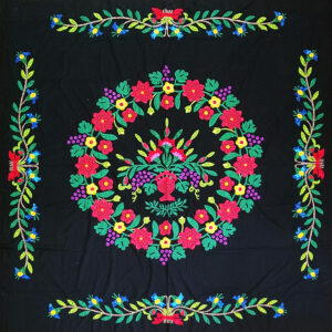 Floral Hand Applique QUILT TOP – Perfect to showcase your quilting skills
