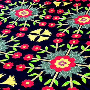 Tulip Medallion small details Hand Applique QUILT TOP – Incredible Antique look