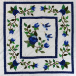 Very Nice Hand Applique Large floral medallion QUILT TOP - Unique Playful border