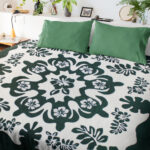 Applique Hawaiian Turtle Design FINISHED QUILT - Impeccable Quality Green & White